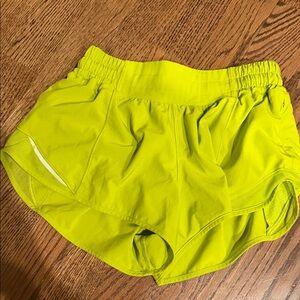 Lululemon Hotty hot neon green shorts sz 4